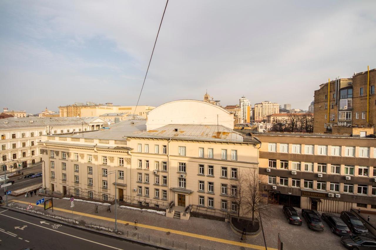 Дизайнерські Апартаменти У Центрі Біля Цуму 基輔 外观 照片